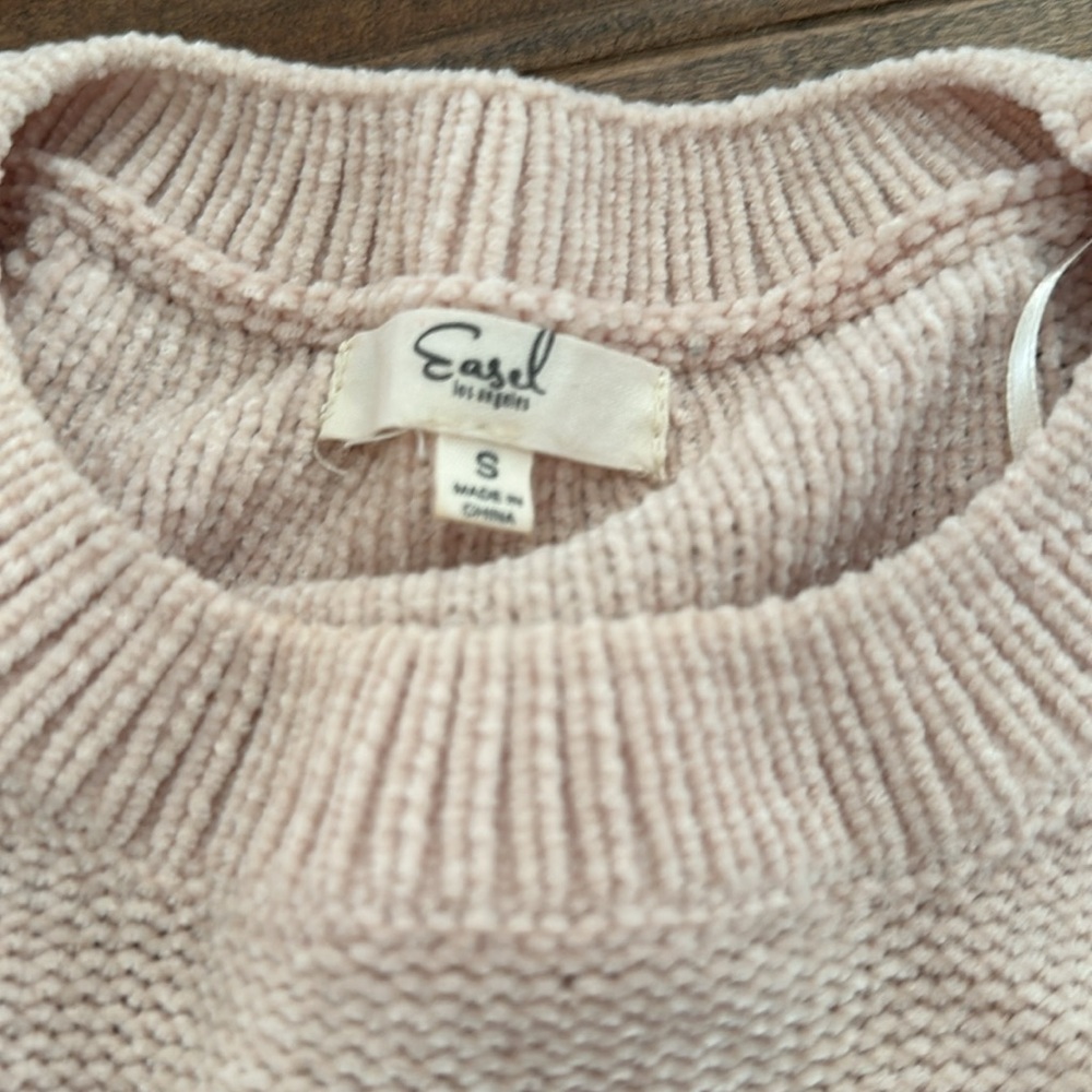 Sweater - Picture 2 of 2